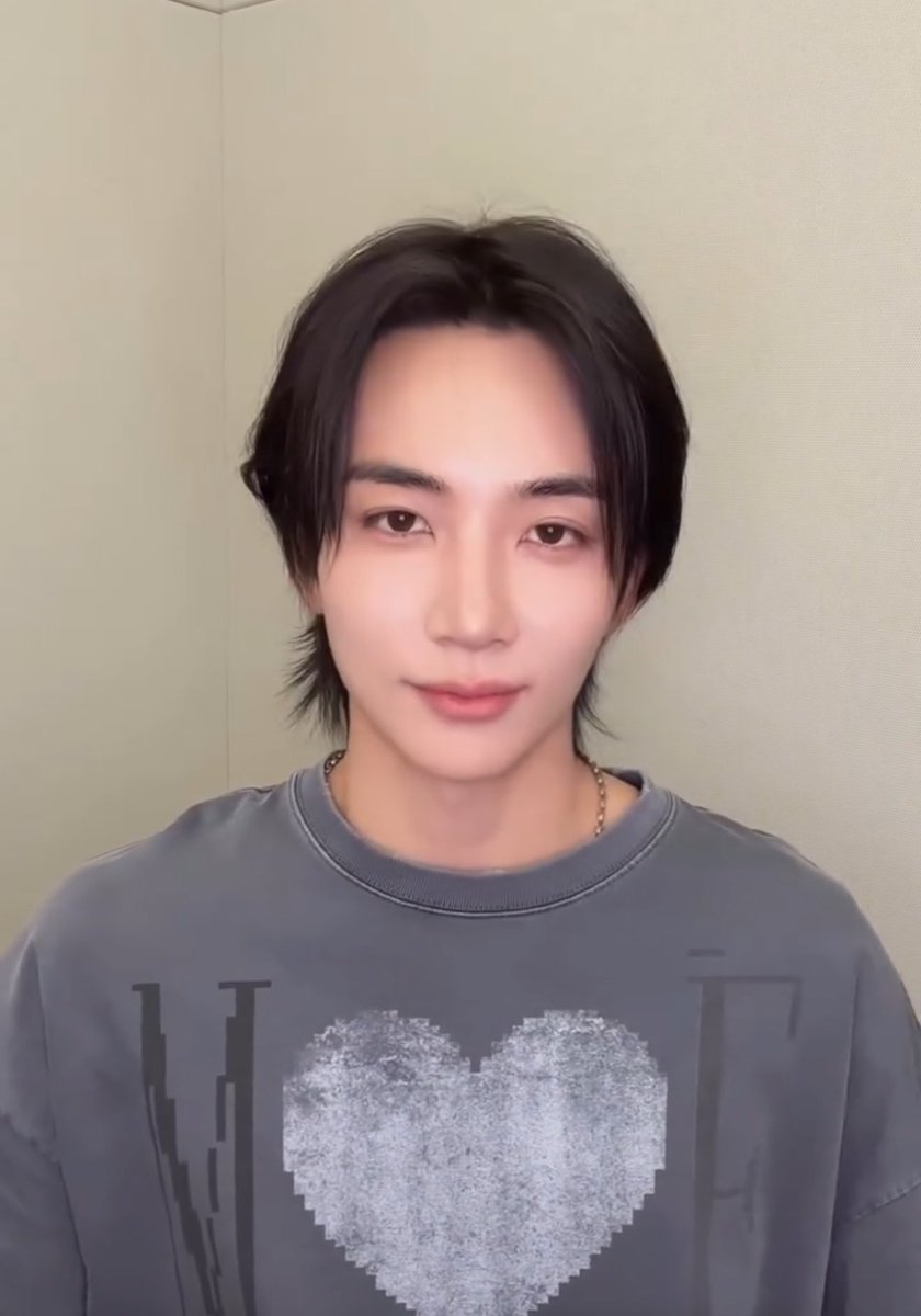 xueishaoo's tweet photo. ꒰ঌ(..◜ᴗ◝..)໒꒱ 🩶 https://t.co/551bABQcwZ