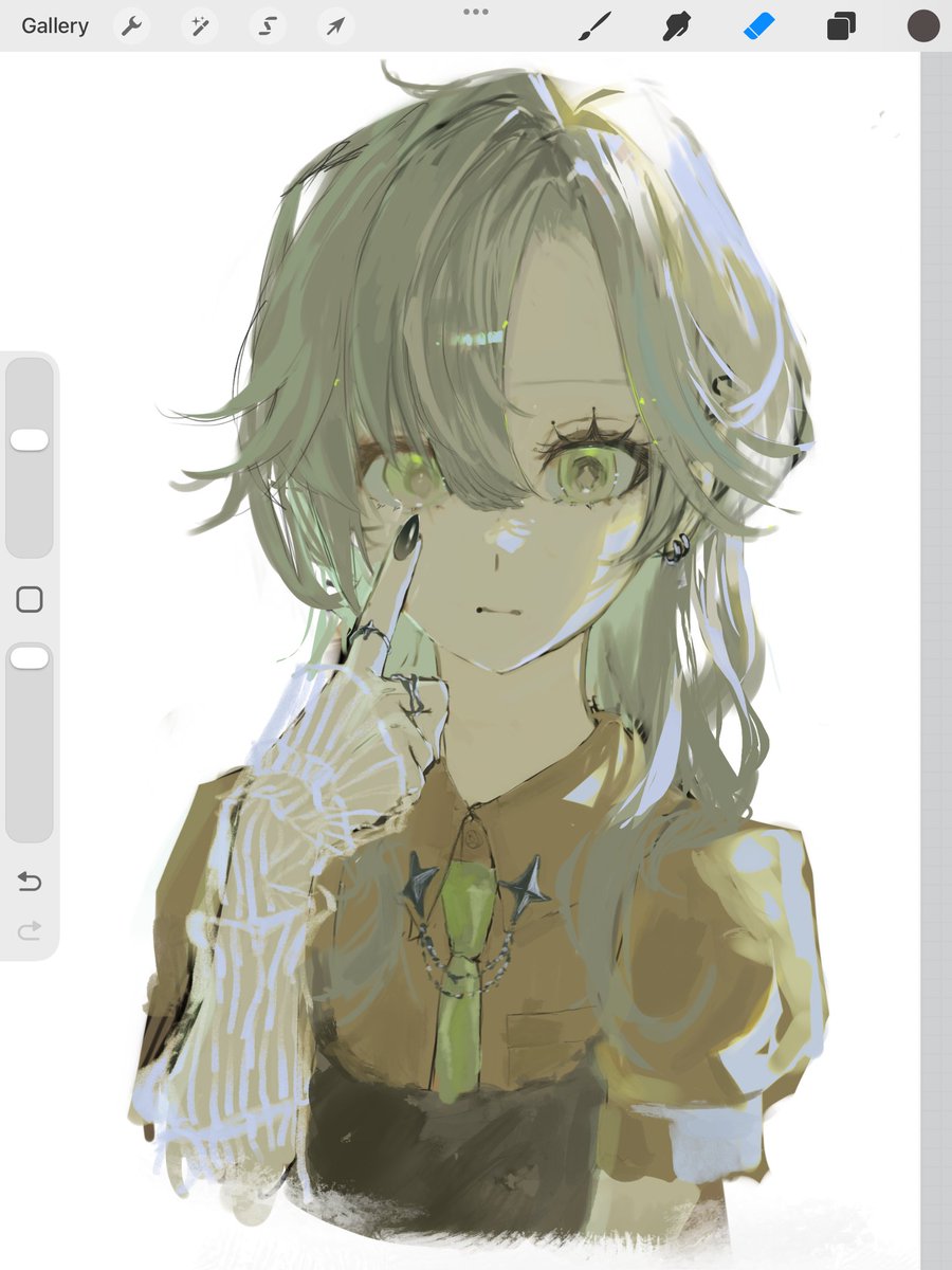 natsu07_kani02's tweet photo. ネイルの形が涙💧に見えるなーとか思いながら描いてた https://t.co/ePiNjJK4x0