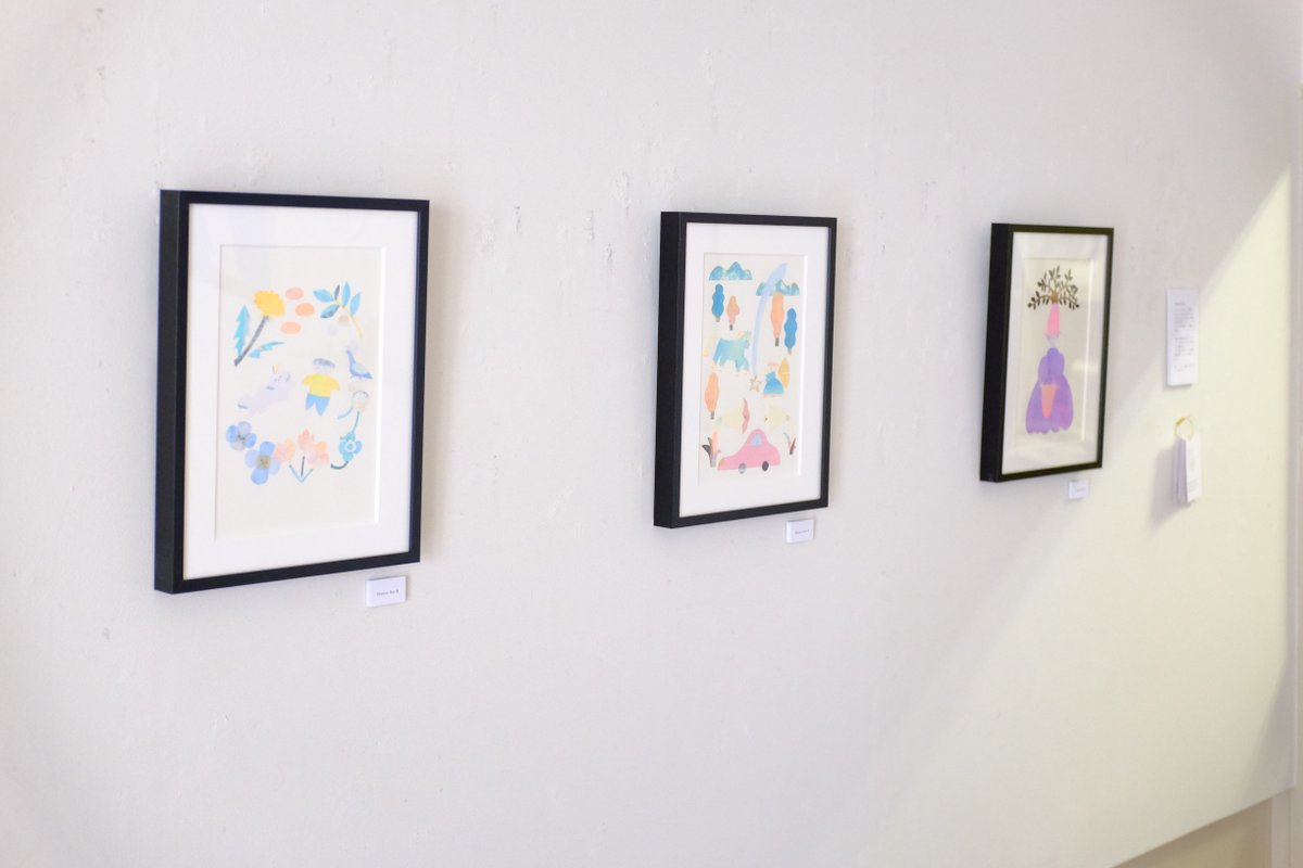 yukahiiragi's tweet photo. オンラインギャラリー、オープンしました。
ギャラリーの空気とともに展示をお楽しみいただければうれしいです。

https://t.co/57Rz0QAph1 

https://t.co/MaB2mQA03c https://t.co/NXdWoujZbg