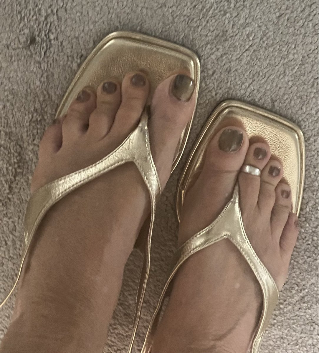 HeidiSexyToes tweet media