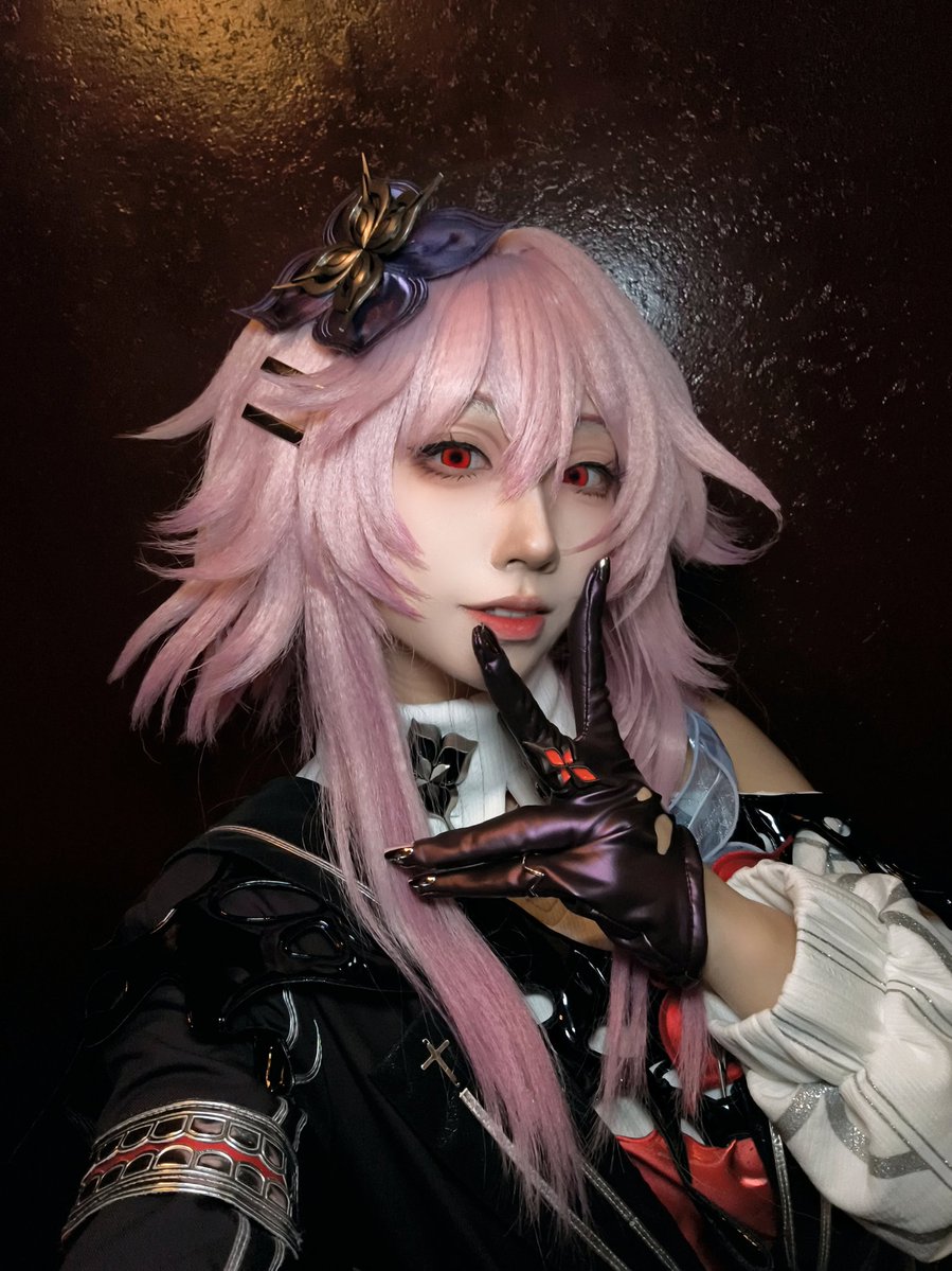 Soeri_cos's tweet photo. オンパロス併せ参加しました!
久しぶりの長夜月だよ〜♭
#HelloWorld0628 https://t.co/ii6UUGLO5s