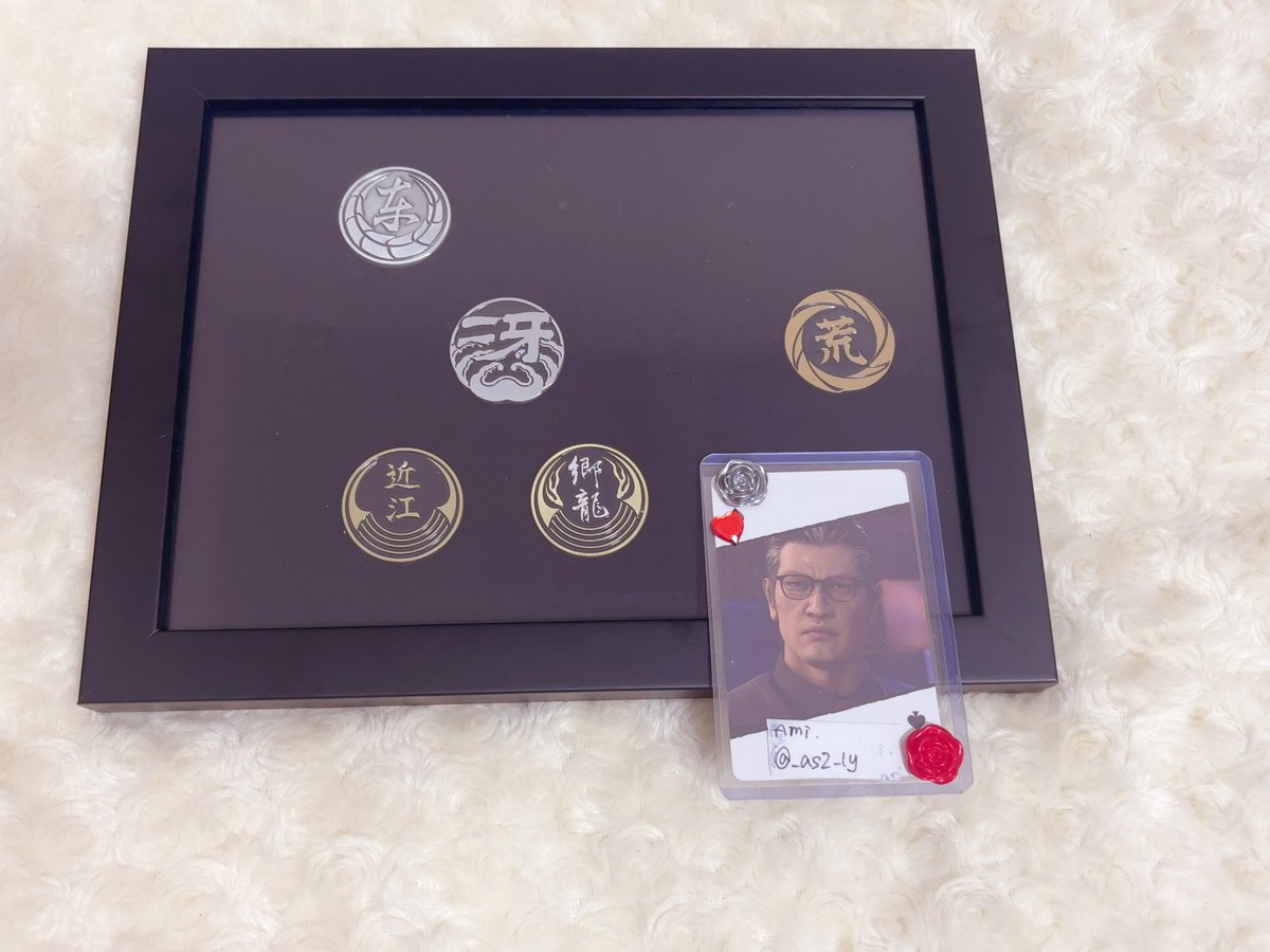 _as2_ly's tweet photo. 【 交換 譲渡 】 龍が如く 冠婚葬祭展 代紋ピンバッジ

譲▶︎東城会 冴島組 近江連合 郷龍会 荒川組
求▶︎風間組 or 定価(1600)+送料

交換譲渡優劣ありませんが、荒川組含むお取引優先。
検索からも御気軽にお声掛けください◎ https://t.co/XlYSqcuDNq