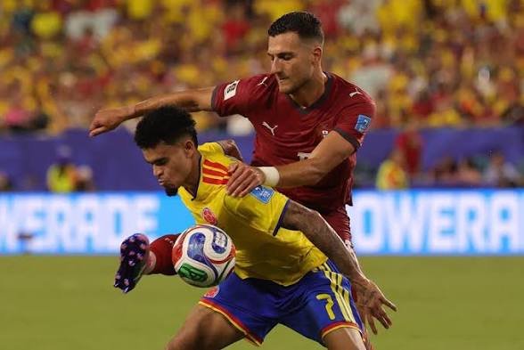 CabineSport's tweet photo. Dalot: "Não se esqueçam que estamos a jogar com uma seleção historicamente fortíssima em Mundiais. Há que ter respeito pela Colômbia, é uma seleção forte. Foi visível a qualidade dos jogadores que têm. 

Viemos para o jogo para ganhar, queríamos ser primeiros. Não sendo possível, é o que vier pela frente, agora é uma seleção forte como a Croácia, temos de ganhar e passar à próxima fase."