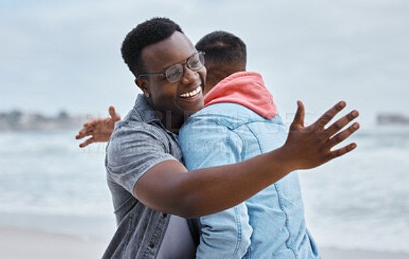 perea2018's tweet photo. Mark "willingness", willingness to help; it's one of the greatest marks of a genuine friend. -
@perea2018 

Even if a genuine friend doesn't have money at the moment, they may want to give an idea. Or connect you to someone who can help. 

Or give you an embrace.

Or even hold your hands and pray with you.🤲🙏