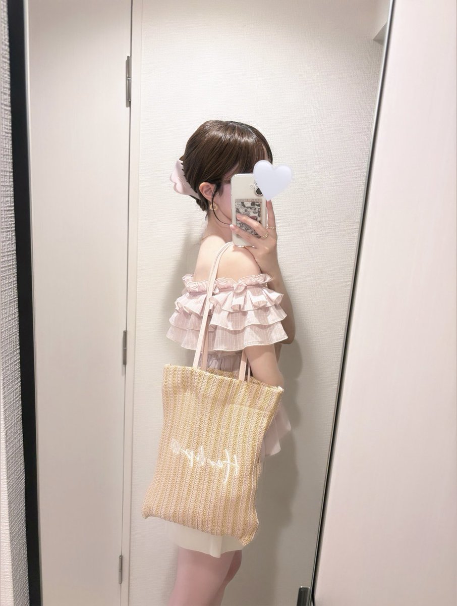 mtngknhk's tweet photo. 店舗限定misty pink💞
#herlipto https://t.co/9Ko6GJTrbS