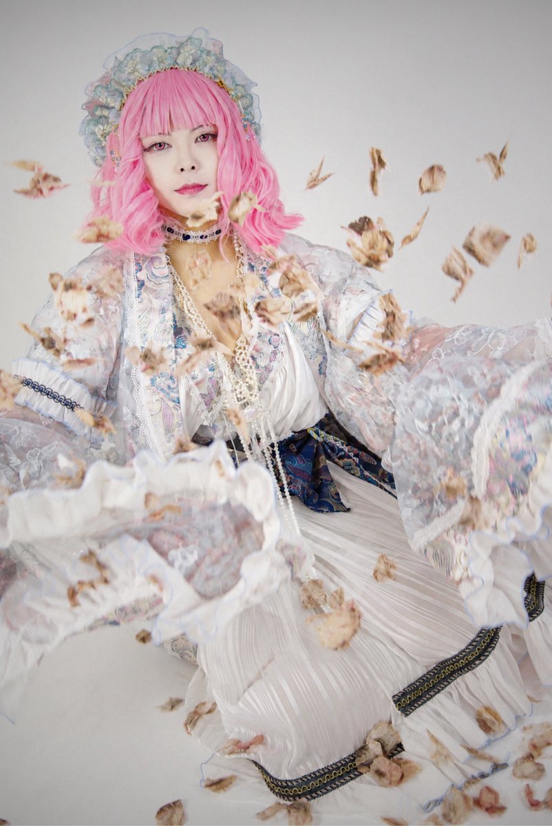 HIMA062918's tweet photo. 【Cosplay/コスプレ】
東方project/西行寺幽々子/アレンジ

死を操る程度の能力

    枯れゆく世界で一人だけ色を持つ

📸→@deepforest096  様

 #ヒマワリ酒造 https://t.co/5kPMCwojRN