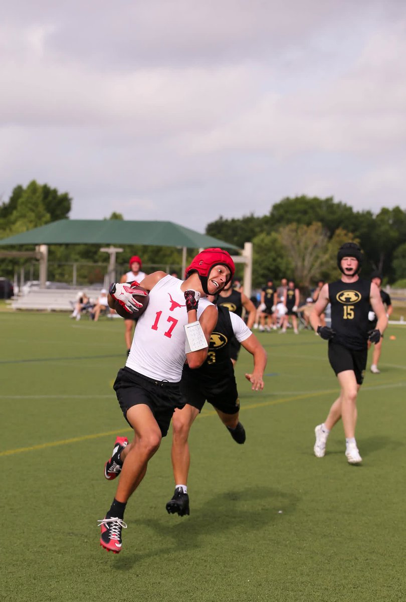 ELKlanika00's tweet photo. Summer has been rolling. We made a showing at the 7v7 state games. Proud of our team and ready for more 🏈 https://t.co/c6Sb34Tv1q