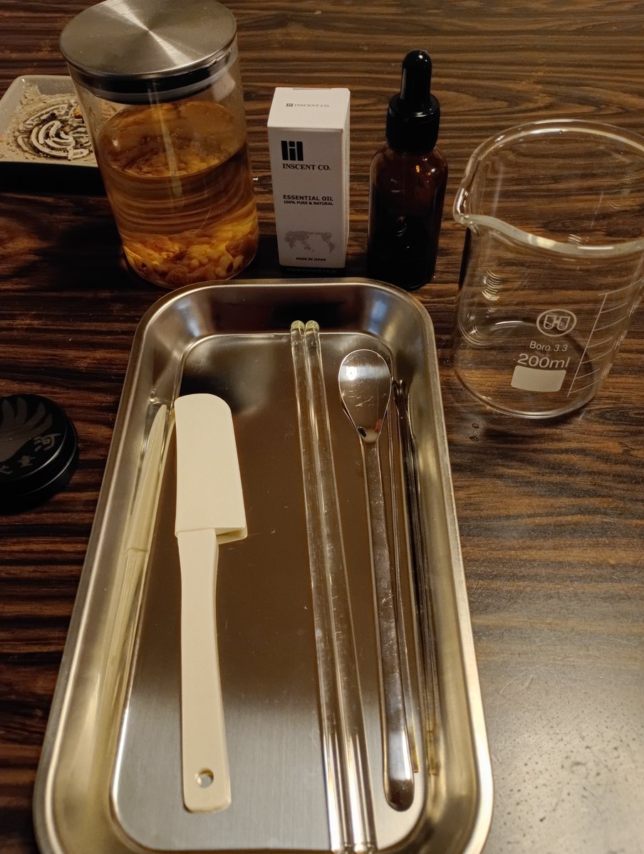 4yen_IC's tweet photo. この手の器具を扱うようになると欲しくなるのがキムワイプ https://t.co/TPRSksHD5u