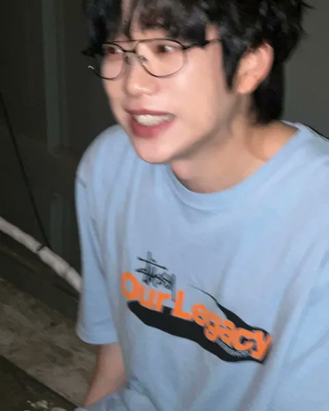 kwon_yeol_'s tweet photo. 치토스 플레이밍 핫 추천. 그리고 D-5

https://t.co/TTIB8BV5D8 https://t.co/dIv8JmApbj