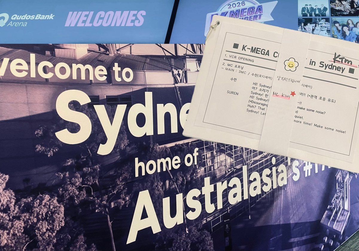 vvup_universe's tweet photo. 260628 #KIM weverse post

i cannot begin to say how grateful i am to have been the mc for this year’s k mega concert in sydney ♥️🇦🇺 i had the greatest time in sydney!  Thank you so much for the warm welcome ilysm 🥹

#VVUP #비비업 #킴 
@vvup_official https://t.co/RPenYQcaAp