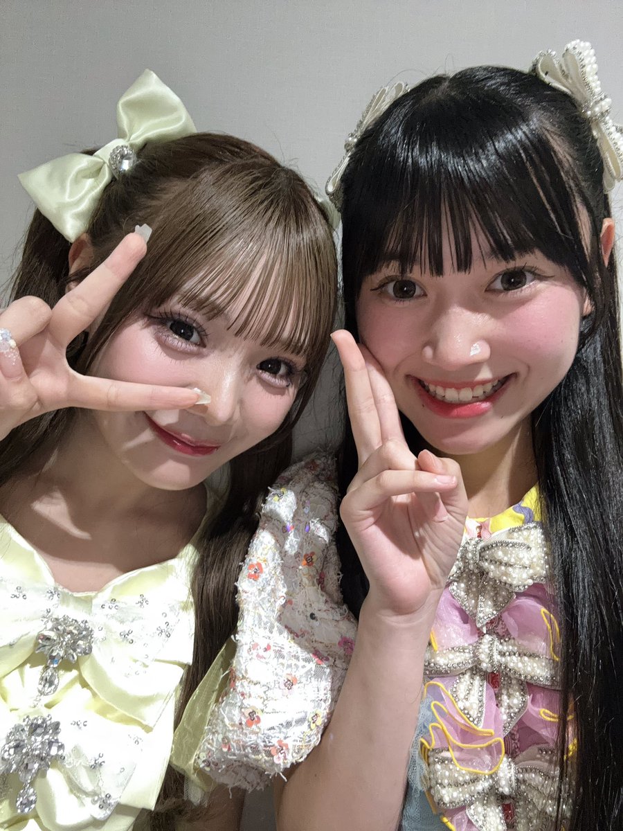 kaede_KLS0108's tweet photo. かえでのね昔から大好きで、ずっと憧れだったふーりーさんとお写真撮って頂きました！

カワラボに入ってふーりーさんに会うこともずっと夢だったから1つ夢が叶って嬉しすぎる😭💛

これからも大好きなふーりーさんの背中を見ながら成長していきます☀️

 #きゅーすと  さん  #古澤里紗 さん
 #ラボセ https://t.co/vi48NGwxkW