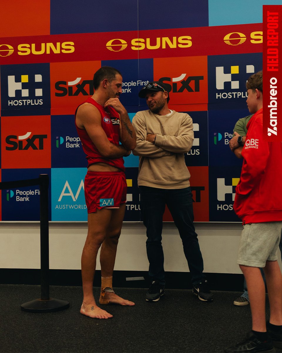 GoldCoastSUNS's tweet photo. Post-game from the sheds ❤️ https://t.co/904up72kF4