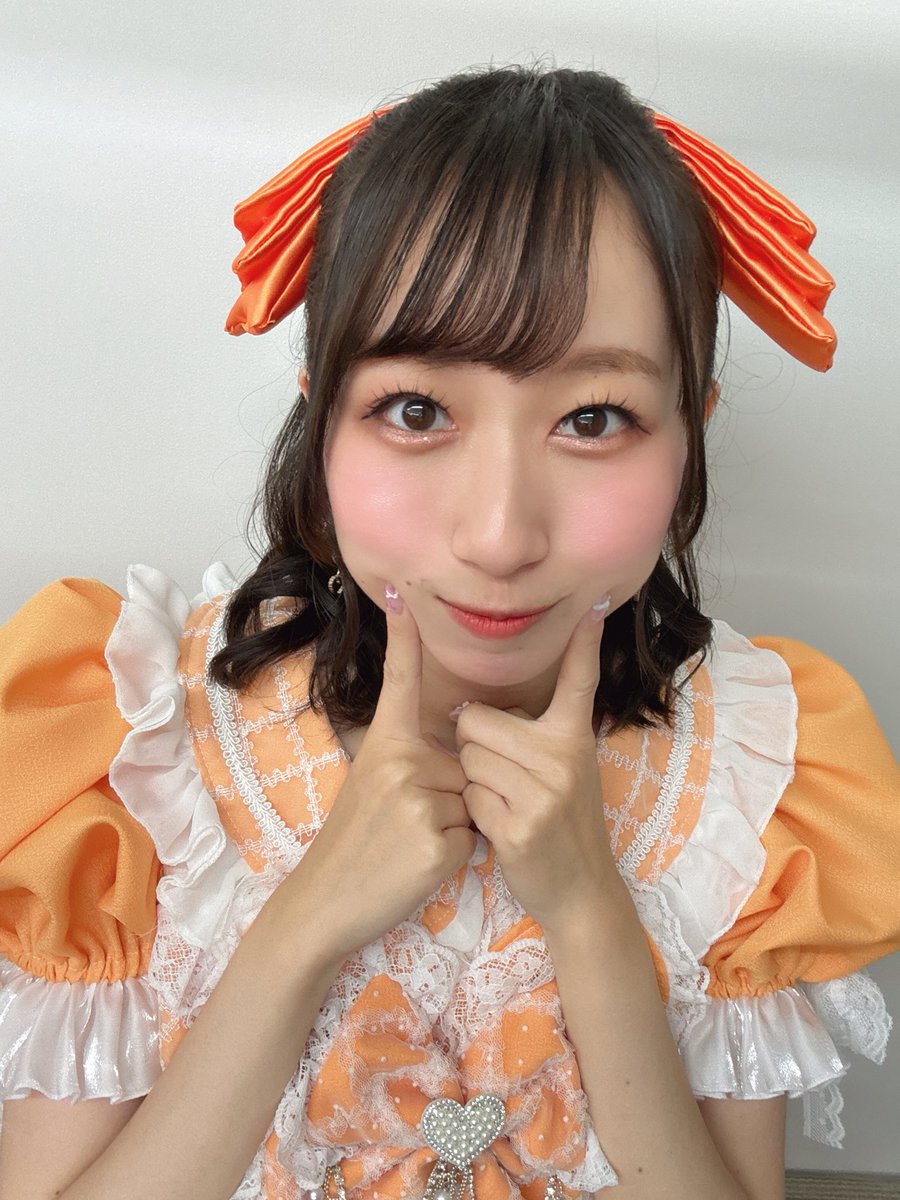 Nago_puru's tweet photo. Super Rising Emotions Vol.7
ありがとうございました🌸

ステージで初めてハーフアップしたかもしれない！
記憶にないだけかな？

今回はメンカラ衣装でした🧡
オレンジ似合ってる？

また来月お会いしましょう💭

#ハルビヨリ https://t.co/g1qmkMzMXE