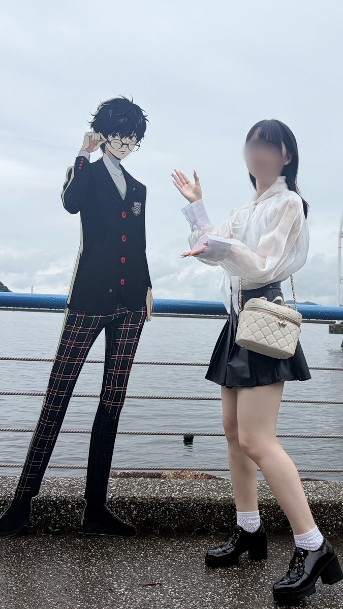 0229_sbtn's tweet photo. ペルソナ×シーパラコラボ🐦‍⬛♡
久しぶりにツイートしたと思ったら他界隈でごめんなさい〜😭可愛く写真撮れたのであげさせて☹️ https://t.co/WZVNIBM0gD