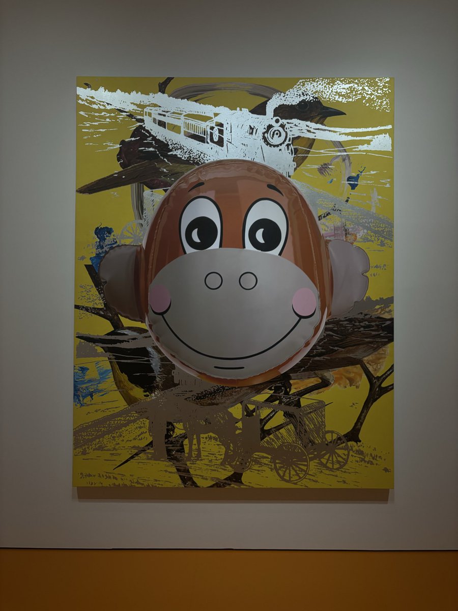ru222i's tweet photo. スーパーソフビサミットの帰りに大好きな@JeffKoons さんの個展を見に行きました！！高級感ある雰囲気に風船のイラストや可愛いオブジェが置いてあって不思議な感覚になりました👍
10月18日まで延期したそうなので、ぜひ立ち寄ってみてはいかがでしょうか🎈
#JeffKoons  #バルーンアート　#ballonart
#スーパーソフビサミット　#dreamydog