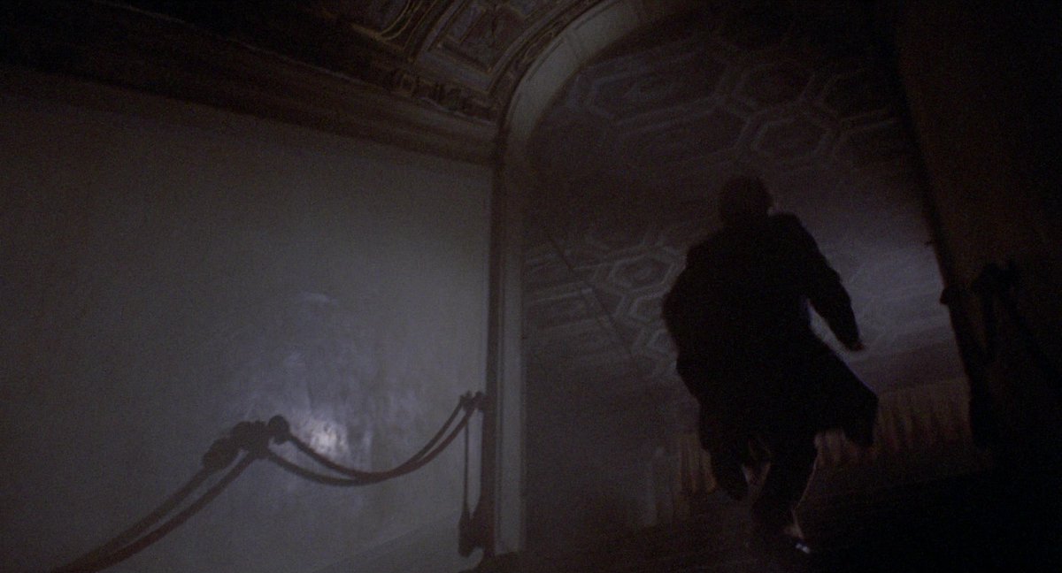 CinemaXPedia's tweet photo. Don't Look Now (1973)
dir. Nicolas Roeg

Some films don't rely on jump scares to haunt you. They linger through color, silence, and the feeling that something is always watching. This is horror born from grief, where every alley, every reflection, and every coincidence feels like fate closing in.