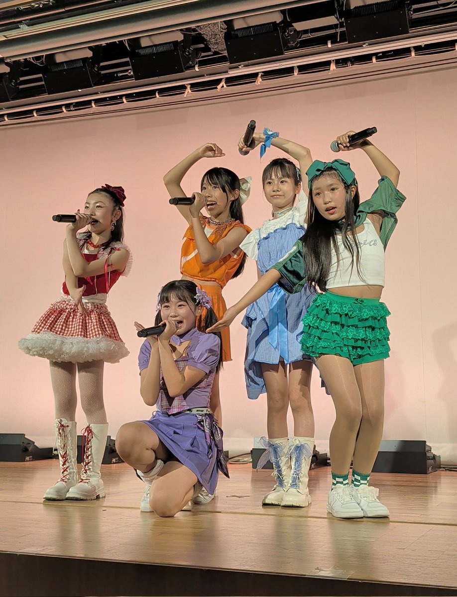 YMPF3B9YUBZaOaN's tweet photo. 遠征やワールドカップでバタバタしてて1週間遅れになっちゃったけど
6/20MAX♡GIRLSちゃん
かわいい☺️🩵💜💚❤️🧡 https://t.co/yJ3zleDyY2