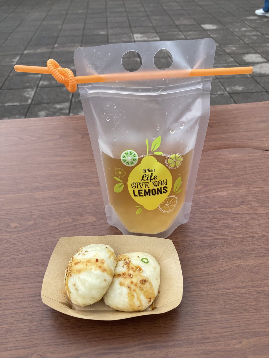 glttnykh7799's tweet photo. 中野で開催「台湾文化祭」
いろいろ食べーの買いーの。
3週間前の台湾がもう懐かしい

ラインナップに麺類がないのがアレですが（水の問題なのかな？）
様々な店が出店してて楽しい

スカイツリーの台湾祭は、昔と違って画一化してしまい、そういう楽しさが無くなったのが少し残念なんだよなー https://t.co/P8E7qEiQ0D