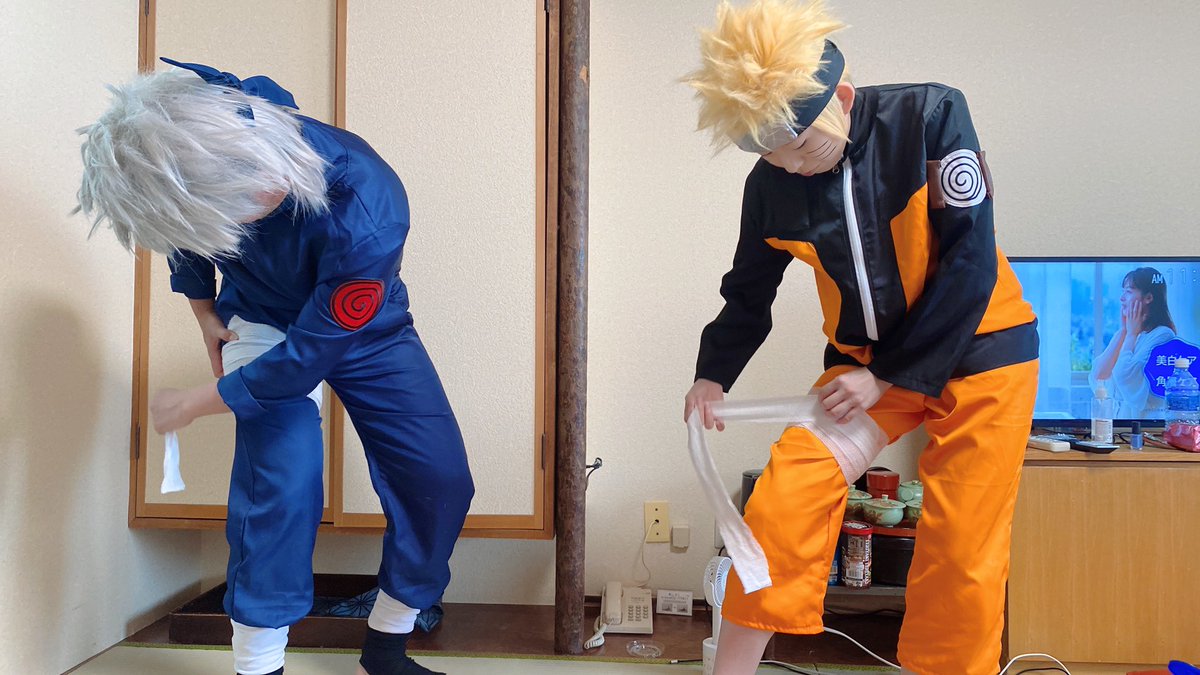 ebi_oisiiyo's tweet photo. 今日は皆に衣装貸してNARUTO併せできて大満足でした🥲💗  めちゃ眼福で終始ニヤニヤオタク君だった🤓  旦那と包帯の巻き方シンクロしてて面白かった🤣
#TMAF2026 https://t.co/U2LmerWdLR