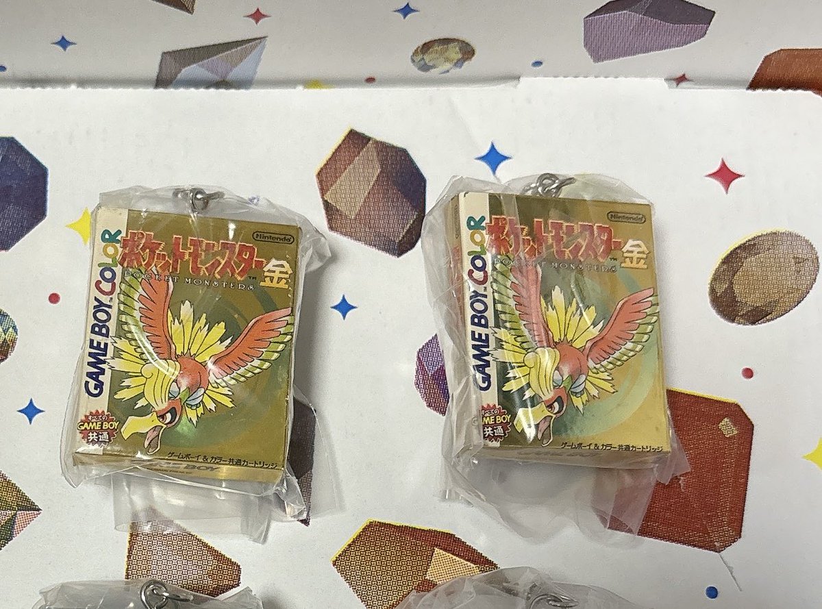 ichi_i's tweet photo. ポケモン パッケージ&amp;カートリッジ キーホルダーコレクション 交換

【譲】金
【求】赤、サファイア

郵送のみです。
検索からでもお気軽にお声掛けください✨ https://t.co/6yyHtOwEcO