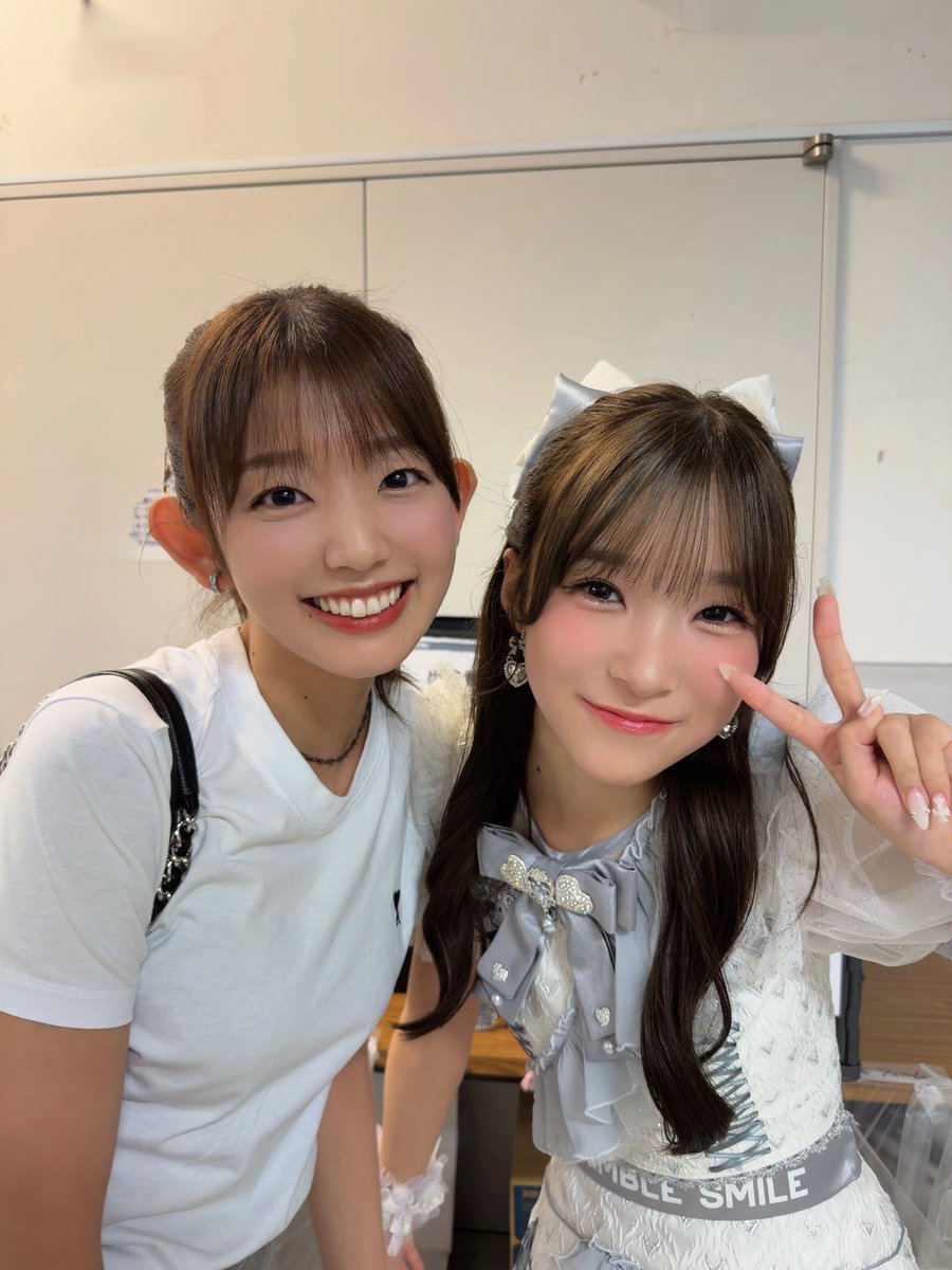 rina18_stardust's tweet photo. SCRAMBLE SMILE ONE-MAN LIVE
『MORE SMILE』
観に行かせていただきました‼︎

新しい環境の中でお披露目まで緊張だったと思うけど、頑張ってる姿を見ることができて本当に嬉しかったです✊🏻
変わらず赤ちゃんなもあもあだったな👶🏻

これから頑張ってね✨
#SCRAMBLESMILE #スクスマ https://t.co/Y5wwuuMF2u