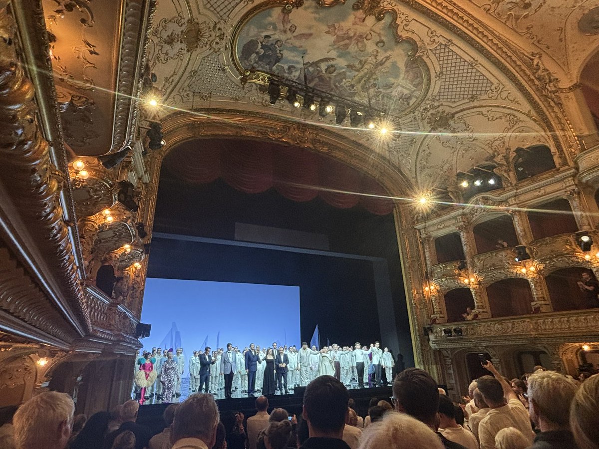 ManuelBrug's tweet photo. Es muss sich bei #wagner nicht alles klären, es muss spannend🧐 bleiben. Das ist es bei #tannhäuser @operzuerich wegen #tuganSokhiev, #ericcutler, #christinanilsson und dem als alternder #karlmoik Wolfram-brillierenden #christiangerhaher. Auch #arnasson-Regie kann ich folgen 🎶🙌 https://t.co/RCSWjFcDQQ