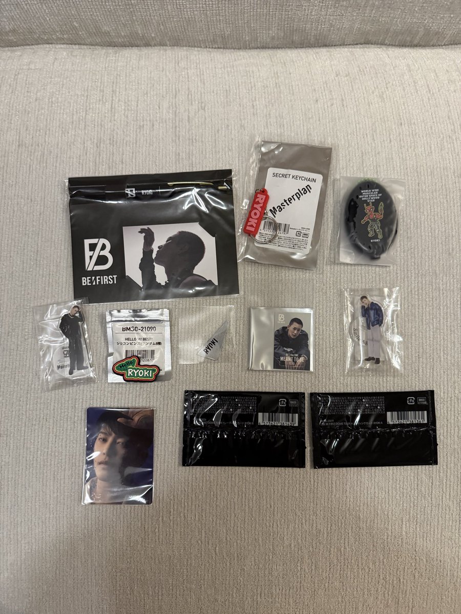 emi_be_junon's tweet photo. 🌟BMSG BE:FIRST  買取🌟

【譲】画像のもの

【求】���取

他にも載せるのでよかったらみてください♪

⚠︎ALT必ずお読みいただくようお願いいたします。
⚠︎DMでお声かけお願いいたします。

 #BMSG買取  #BEFIRST買取  #BEFIRST交換 https://t.co/WzYSD5fQ8p