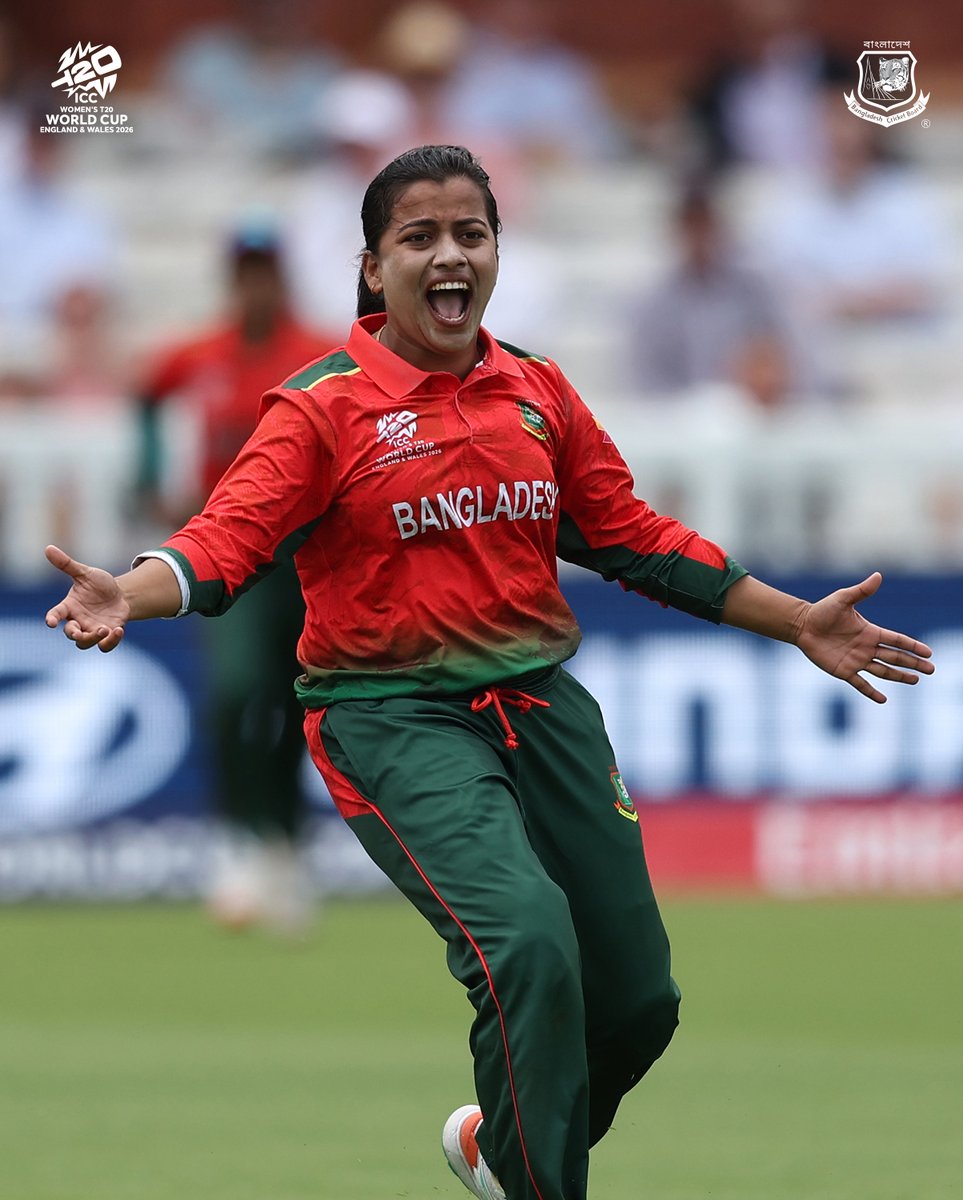 BCBtigers's tweet photo. WICKET! ๐ฅ๐ง๐ฉ Nahida Akter strikes again as Nigar Sultana safely takes the catch behind the stumps to dismiss Annerie Dercksen. ๐๐
Bangladesh Women vs South Africa Women
ICC Womenโs T20 World Cup England and Wales 2026
Photo credit: ICC/Getty Images
#BCB #ICC #Tigresses #T20WorldCup