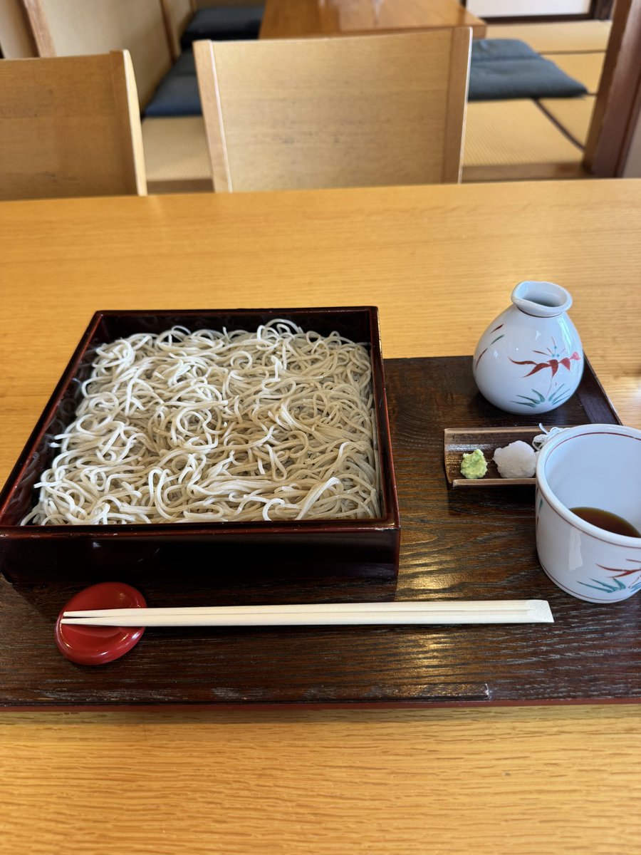 cyber_kiyo's tweet photo. 手打ちそば 康正庵
@koushoan
十割せいろ ￥1100-
十割でこの嫋やかさは流石としか言いようがありません。 https://t.co/L1oImwZuVX