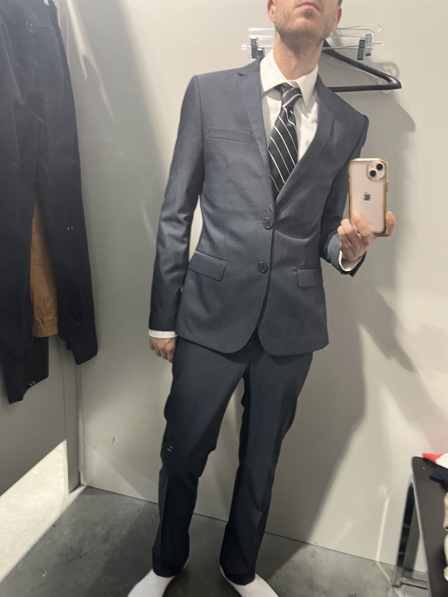 jamesindiapers's tweet photo. A friend showed me around Paris so to say thanks I made a little thrift store photoshoot with his two fave fetishes 😋

#suitfetish #diaperfetish #fetish #dlcommunity #diaperlover #abdl https://t.co/CGThACvwv7