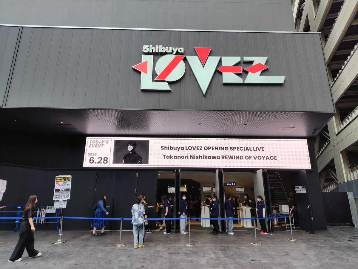 devilxholic's tweet photo. #TMRevolution
#TNNK
#西川貴教
#ShibuyaLOVEZ
#VOTEJAPAN
#VOYAGE https://t.co/OPYIGwGFSX