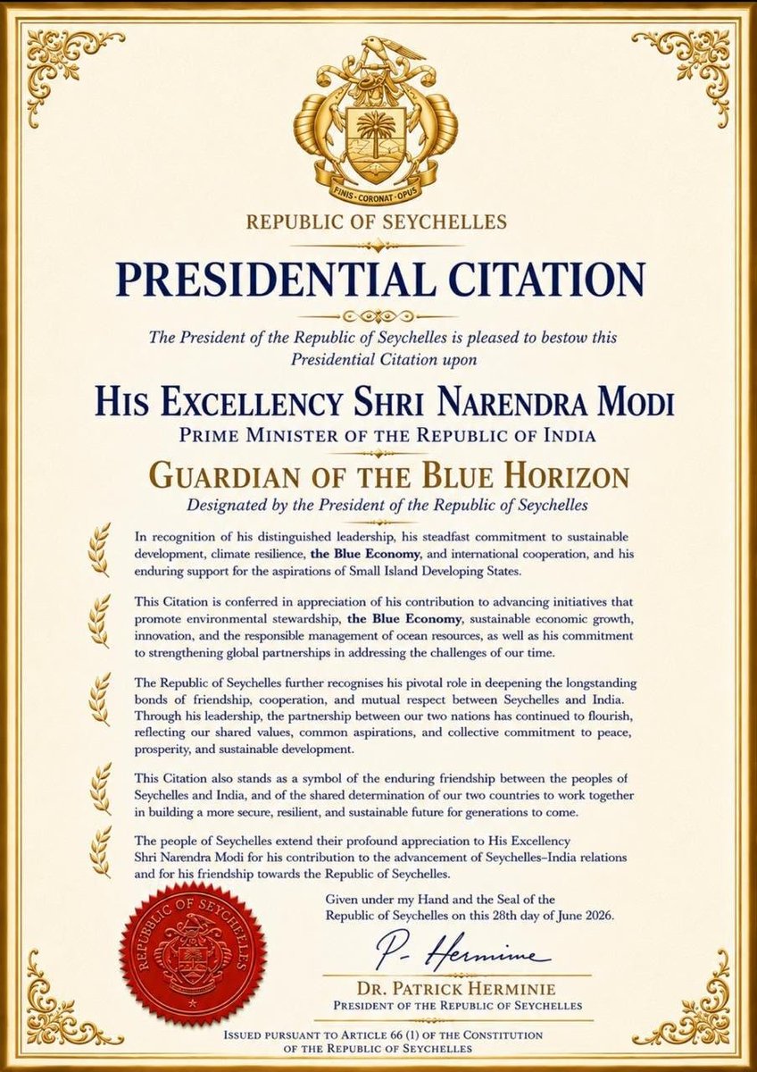 samrat4bjp's tweet photo. सेशेल्स द्वारा माननीय प्रधानमंत्री श्री @narendramodi जी को "Guardian of the Blue Horizon" सम्मान से अलंकृत किया जाना भारत की बढ़ती वैश्विक प्रतिष्ठा का प्रतीक है।

समुद्री सुरक्षा, पर्यावरण संरक्षण, जलवायु कार्रवाई और सतत विकास के प्रति भारत की प्रतिबद्धता को मिला यह वैश्विक सम्मान हर भारतीय के लिए गर्व का विषय है।

#PMModi #GuardianOfTheBlueHorizon #PMModiInSeychelles
