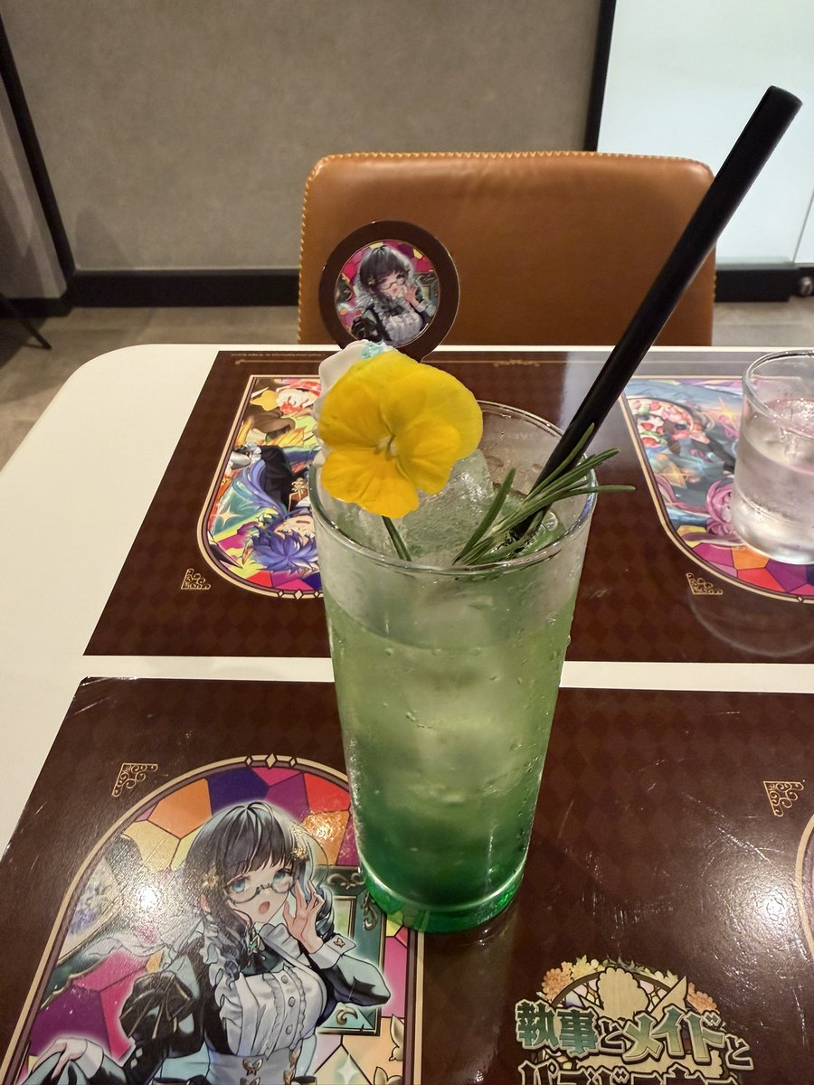 yuukoru_'s tweet photo. パズドラコラボカフェ、過疎りすぎててエグかった

味　美味しい　コラボカフェにしては十分
客　俺だけ
金　少し高め、でも可愛いからOK
客　俺だけ
量　少なめ🥲流石に仕方ない
客　俺だけ https://t.co/rKVn9gG5kP