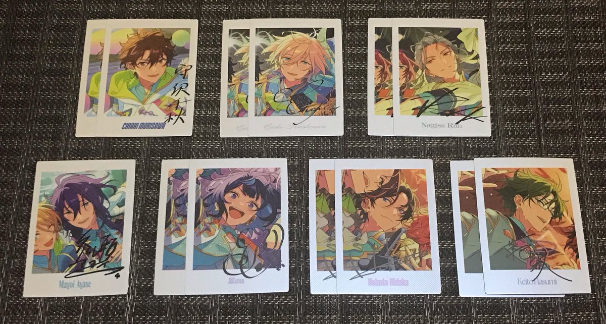ams_trdm's tweet photo. 【交換】あんスタ ぱしゃっつ 10周年

求　
推し:
①ジュン　
②晃牙>みか　
③ライカ

コンプ目的:各1
①零 燐音 
②HiMERU なずな 
③宙 スバル 桃李 弓弦 アドニス

譲:画像参照

①⇄1枚目
②⇄2枚目
③⇄3枚目

🍓1.2枚目は3枚目同数含むお取引のみ
🍓郵送交換

お気軽にお声掛けください https://t.co/kriBHhBkLE