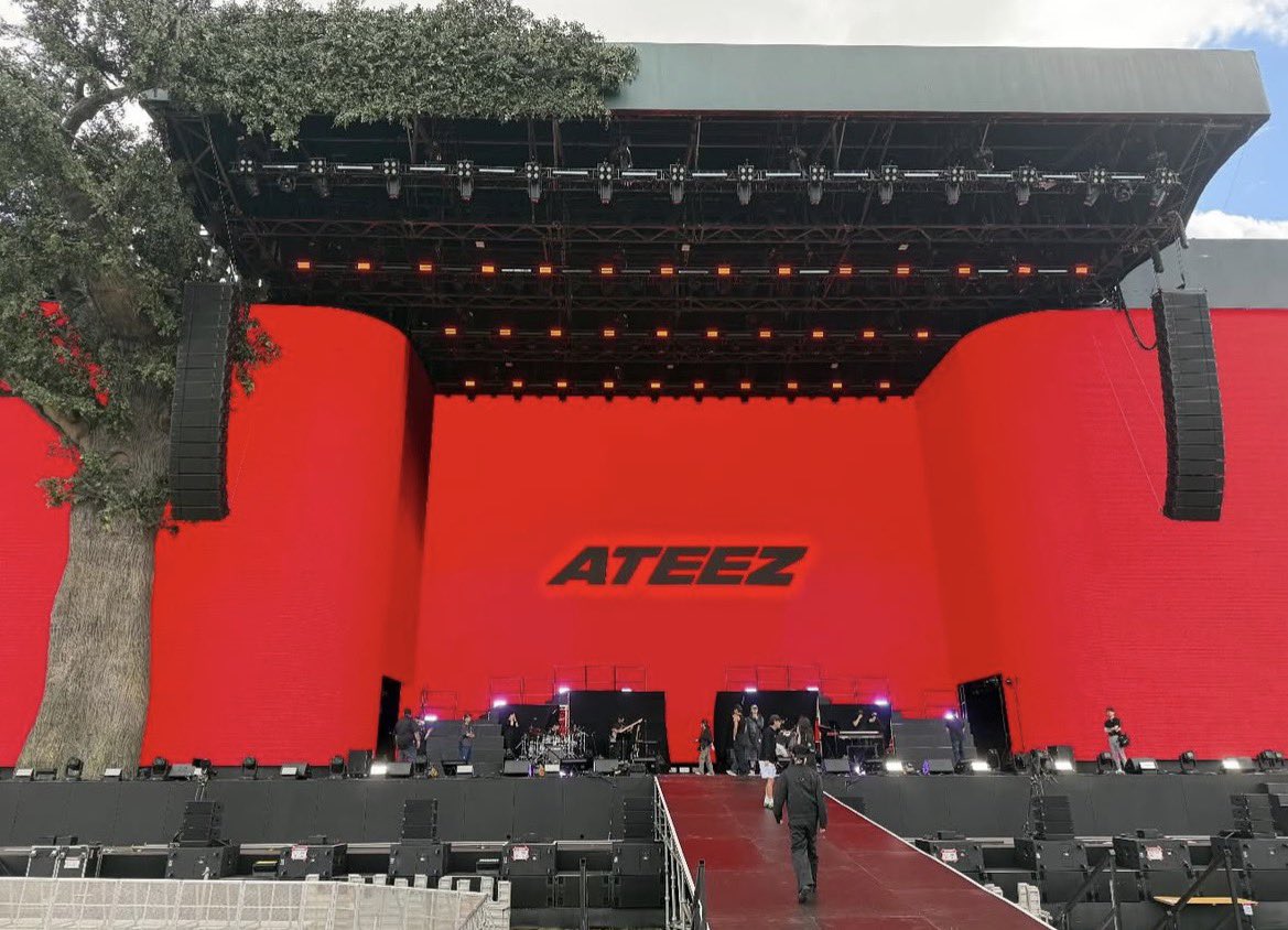 ateezitalia_'s tweet photo. #JONHO sulle storie IG al soundcheck del BST Hyde Park Festival di Londra https://t.co/nWxRaa1tl8