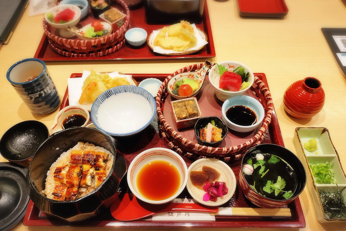 pitonner_mami's tweet photo. 今日はうなぎ食べました😋
これからもっと暑くなるし、精がつきました❤ https://t.co/9wiCdgMOrY
