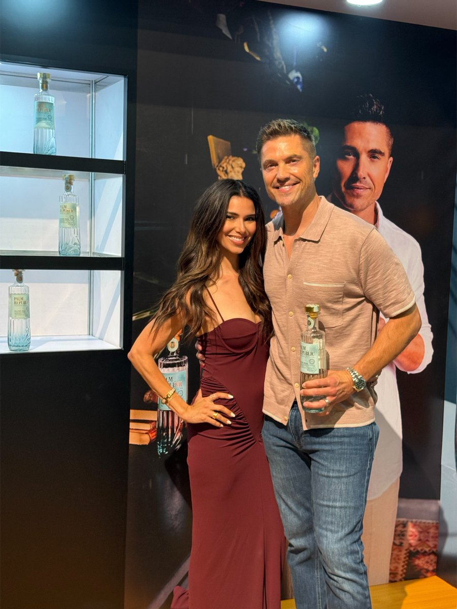 ericwinterfeed's tweet photo. 📸 | Eric Winter via Roselyn Sánchez’s Tiktok [06.28.2026]

— All over us 💫 FAMILY… Special times! #dominicanrepublic🇩🇴 #casadecampo https://t.co/Hkh3Ji0L6a