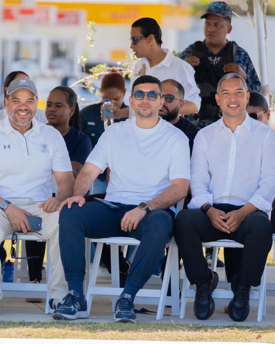 JuventudRD's tweet photo. 🏅 En este 2do día de los Juegos de Verano Juventud Gran Santo Domingo celebramos a las y los jóvenes que dieron lo mejor de sí en cada competencia y conoceremos a los campeones de esta gran jornada. https://t.co/6PZSvN8jr0