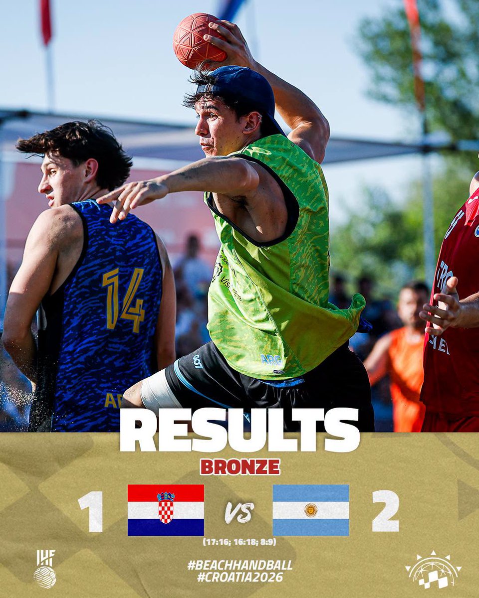 idendeportiva's tweet photo. Histórico título 🏆 de #LasKamikazes 🇦🇷 en Mundial de #beachhandball 🇭🇷 

Las subcampeonas de la última cita mundialista y campeonas de los Juegos Mundiales 2025 derrotaron a Dinamarca 🇩🇰 en la tanda de penaltis 

Los chicos se subieron al podio por 1° vez 

#Croatia2026 https://t.co/nHiQZT7Yh4