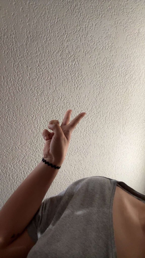 narymel95's tweet photo. On dépouille qui ce soir mes toutous ?🐶✌🏽

#paypig #soumis #moneyslave #moneymiss #domina #findom #atm https://t.co/WcXDGeSMjA