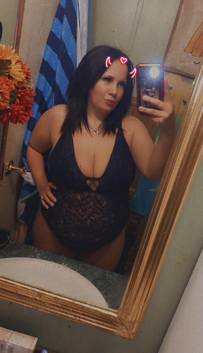 Michelle6969x's tweet photo. 🚨 Tonight at 9:00 PM 🚨
I’m hosting a special sexting session tonight, and you won’t want to miss it. 💋 Come chat with me live, flirt, have some fun, and enjoy my full attention for the evening.
Be there at 9 PM… I’ll be waiting. 😘 https://t.co/z7IhKmAp3A