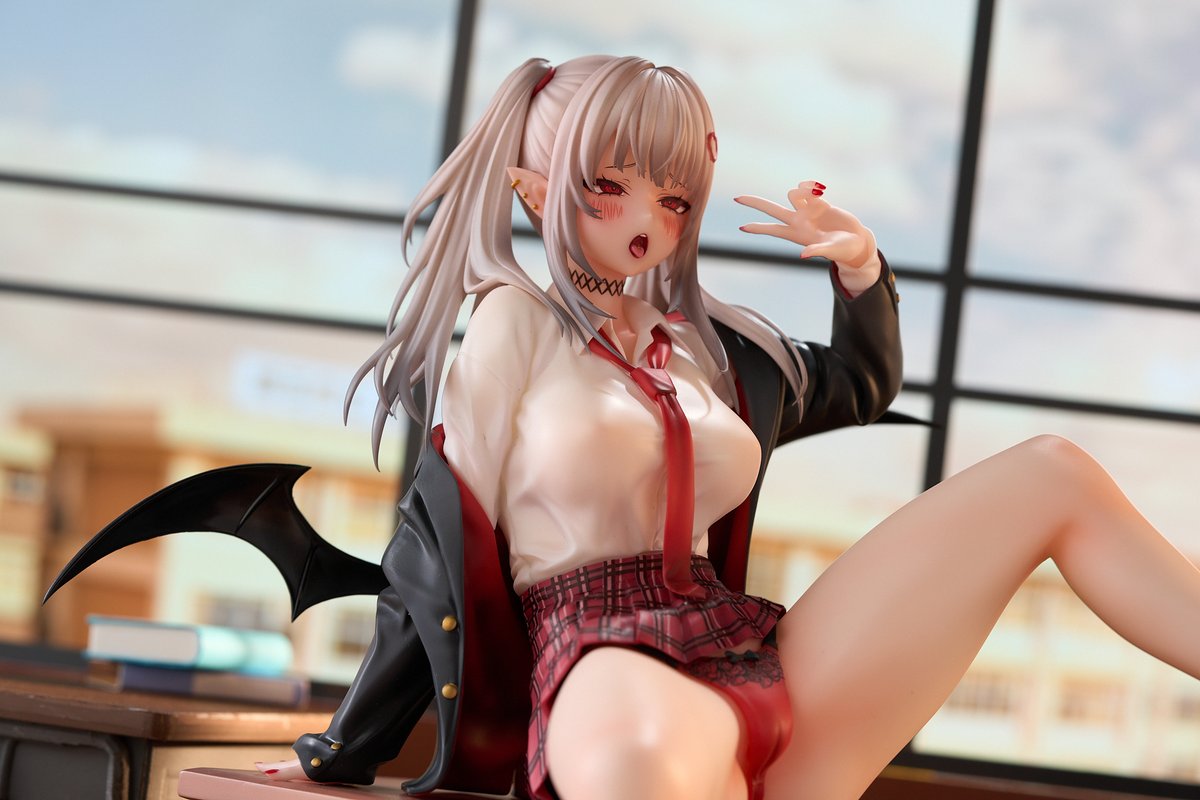 PinkMangoさんから「JKヴァンパイア・ルリ」のフィギュアが予約開始されました🦇❤️
豪華版は表情・エフェクトパーツ、タペが付きます!
エフェクトパーツの数とこだわりがすごい!!!

🔗予約はこちらから:https://t.co/lc6m1EV3J0 