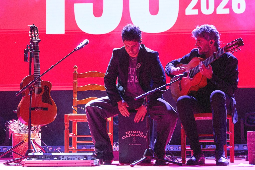 alfredgarcia's tweet photo. Gràcies a les 5.000 persones que vau venir a casa a celebrar els 150 anys d’@EstrellaDammCat. Per molts anys a una cervesa que forma part del nostre paisatge, de la nostra cultura i de la nostra manera d’entendre la vida. Sempre mediterranis. https://t.co/kCBRlQbtQj