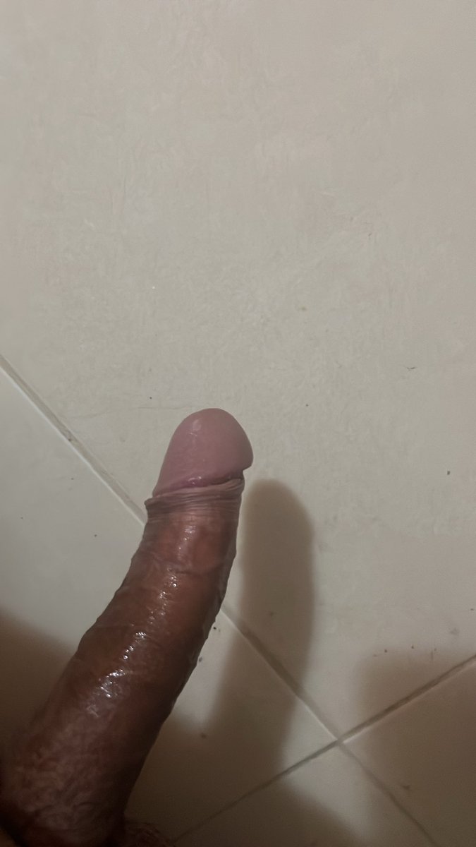 Alexini2600's tweet photo. Voy al oratorio Lupita a jugar, quien me la chupa un rato y me saca la leche?

#jrz #JRZ #CDJUAREZ https://t.co/DhLHbAd2nE