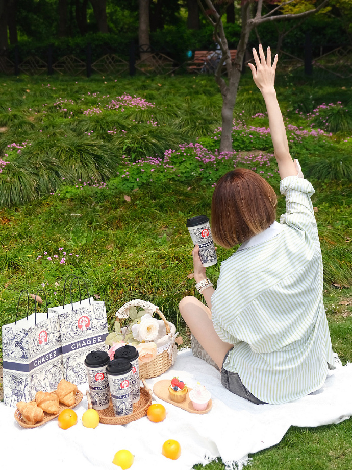 硅硲居土 tweet media