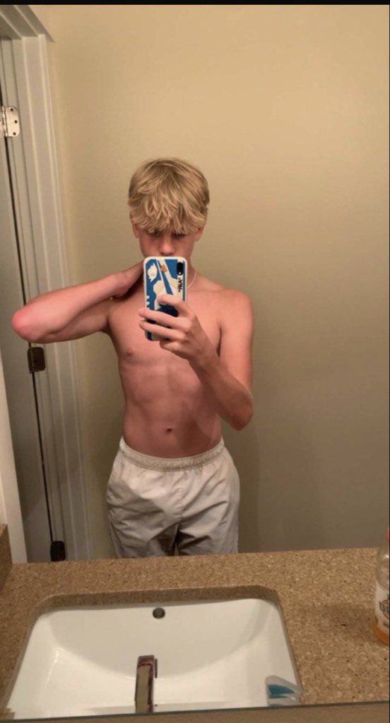 Yytruyd4's tweet photo. VIP access now available at a discounted rate tap in to join

Preview https://t.co/dewdHPMhVH

Dm https://t.co/eLnueaWE7W https://t.co/vrMdzGIO5S