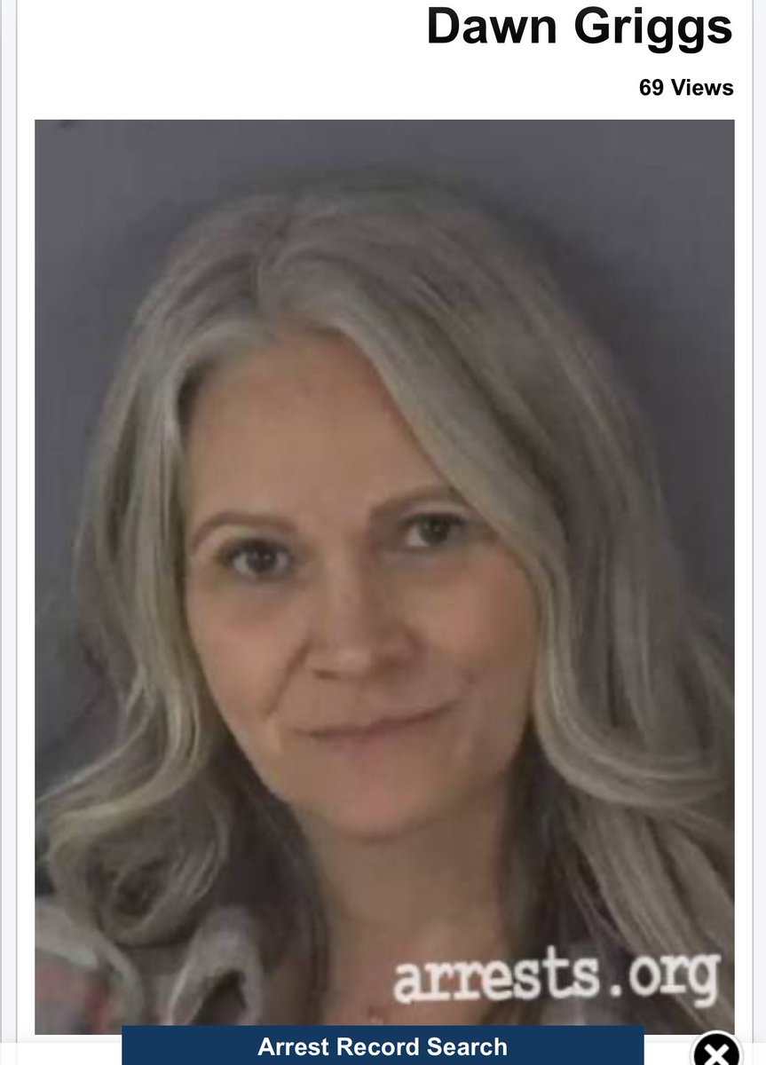 __0HOUR1_'s tweet photo. This is Dawn Griggs she was arrested for DUI she currently is engaged to the fugitives Daddy.

If you see Aaron East with her call the number.

Aaron you need to turn yourself in. https://t.co/tsSFP6Er8m
