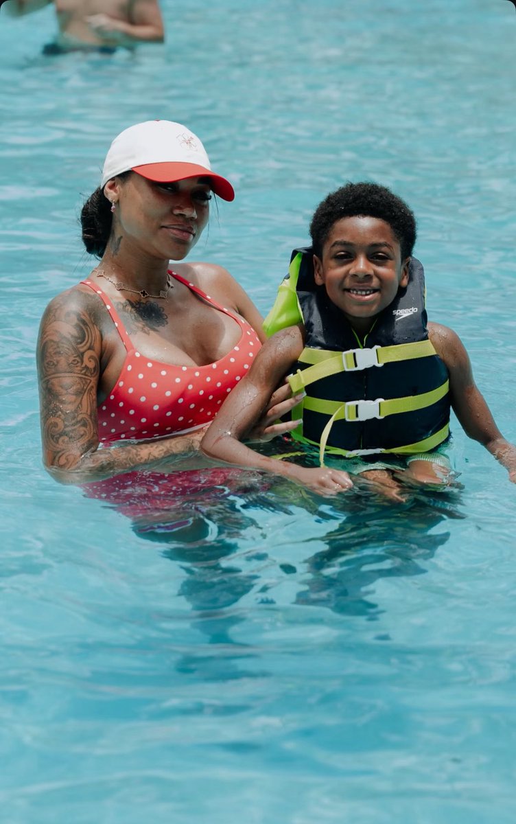 wavecheckers's tweet photo. Jania in the water with her son Kacey 💚 https://t.co/GmT3lpYycW