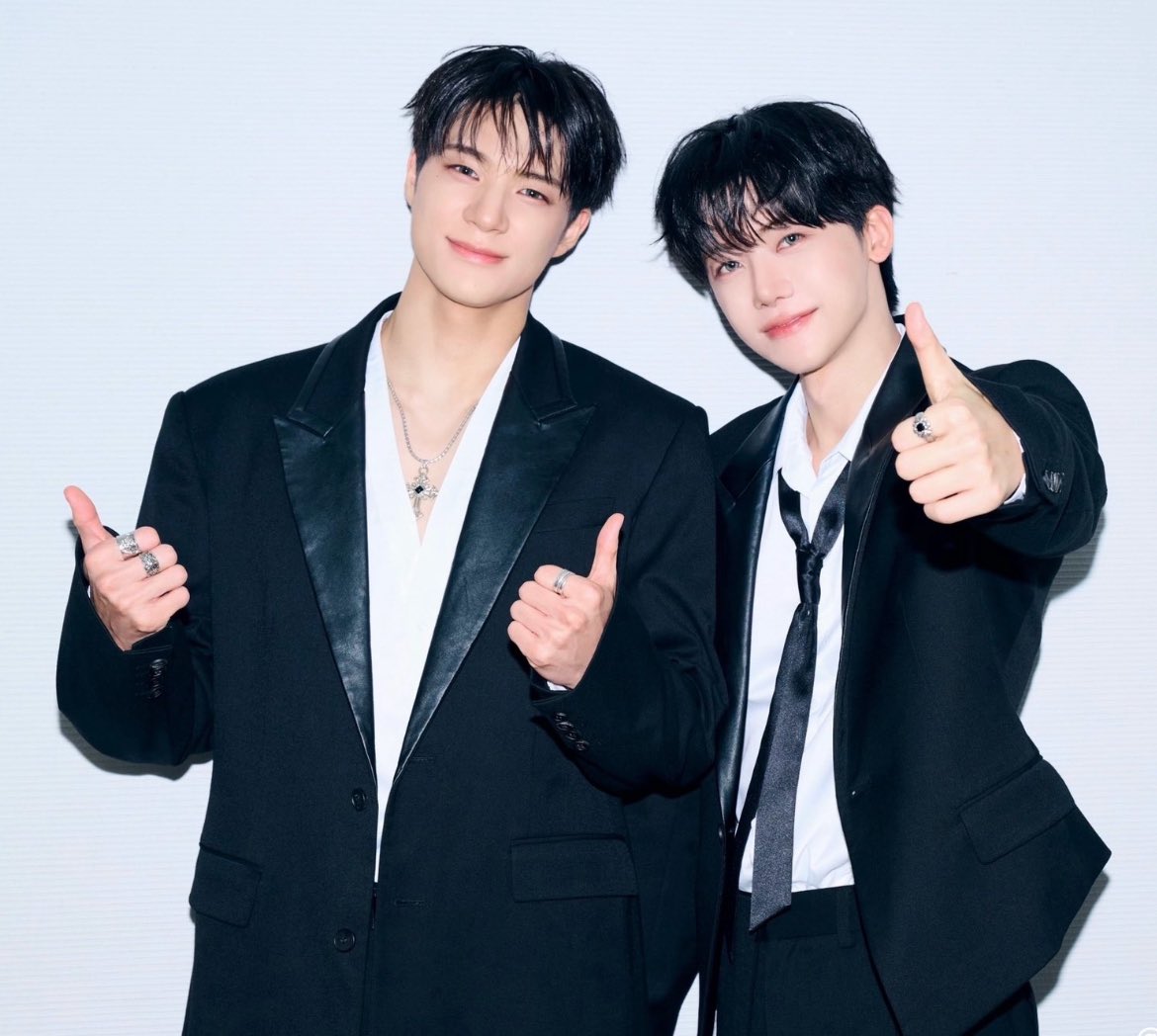 nojamismine's tweet photo. เขิน Size diff โน่โคตรจา Big boy https://t.co/KSPoy3Ujc3