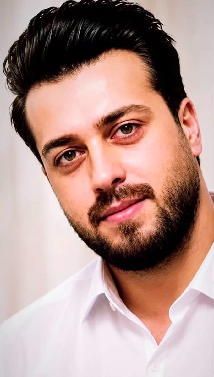 Khanoome_Aleff's tweet photo. میدونی چرا نمیشه؟
چون شما فراموشکار هستید اما ما نه…
روحت شاد مهران سماک💔 https://t.co/1KNJOh103H